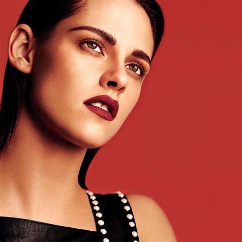 kristen stewart chanel makeup 2016|Kristen Stewart's Stylist Breaks Down Her Chanel Looks From .